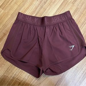 Gymshark Training Loose Fit Shorts - Cherry Brown